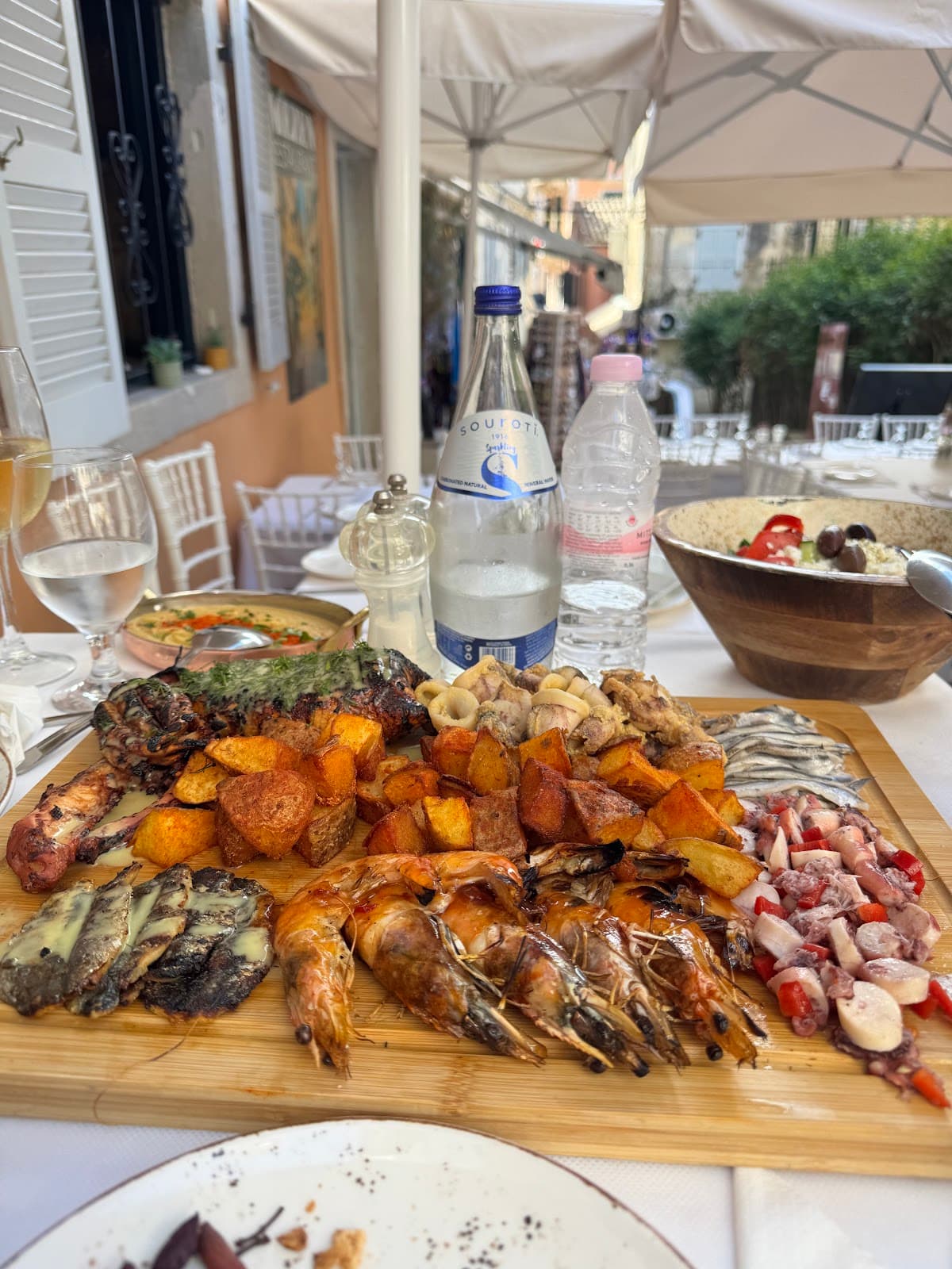 Fresh fish platter